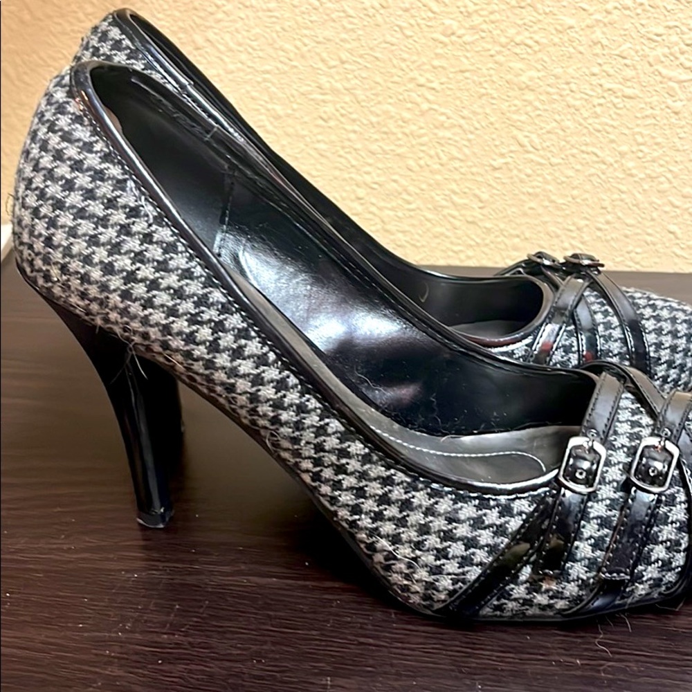 Size 9 high heels